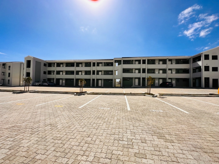 2 Bedroom Property for Sale in Parklands Western Cape